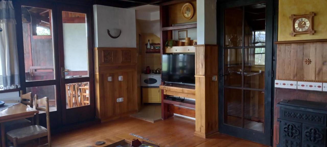 Apartments Carevo Polje ซลาตีบอร์ ภายนอก รูปภาพ
