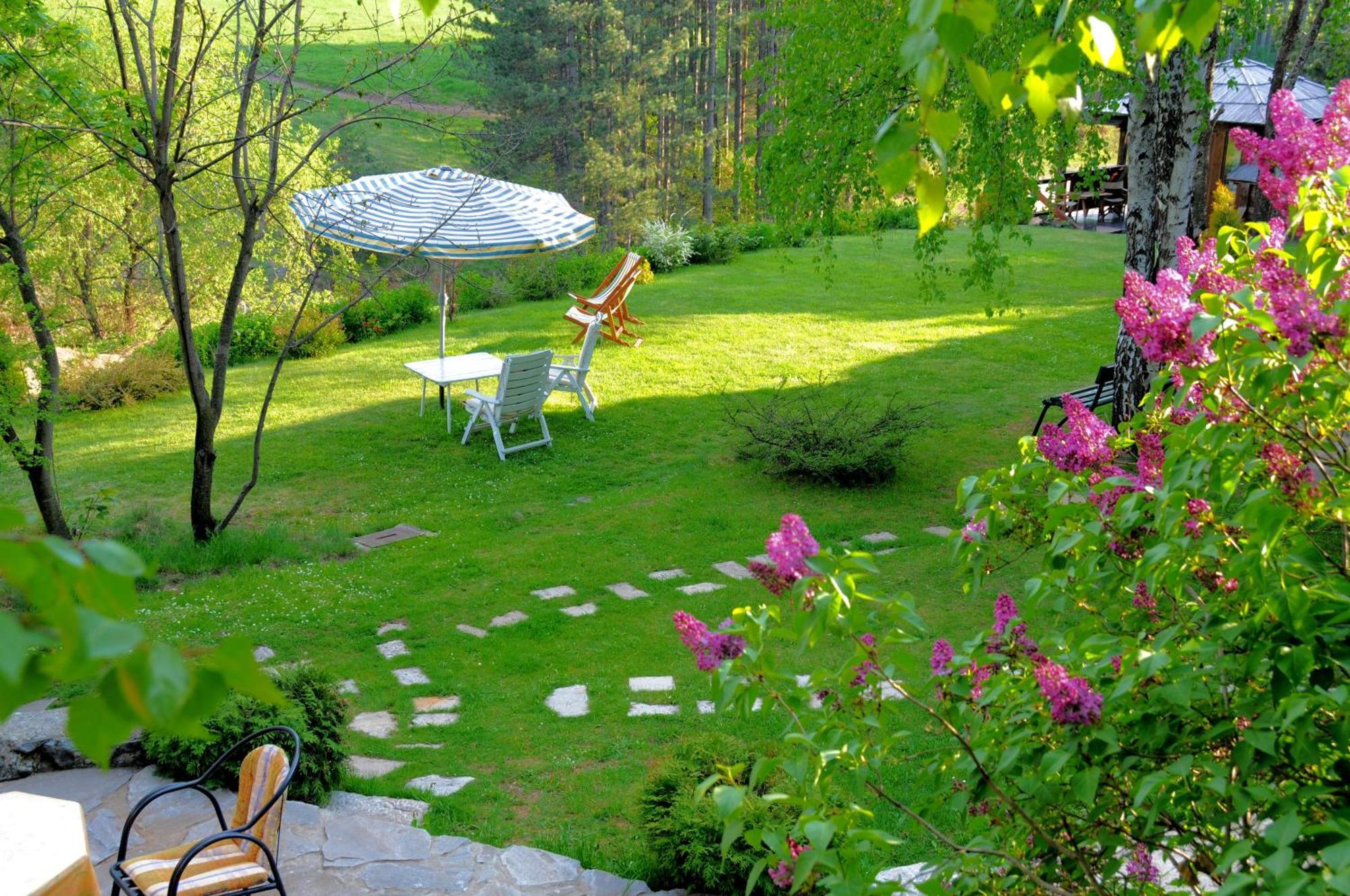 Apartments Carevo Polje ซลาตีบอร์ ภายนอก รูปภาพ