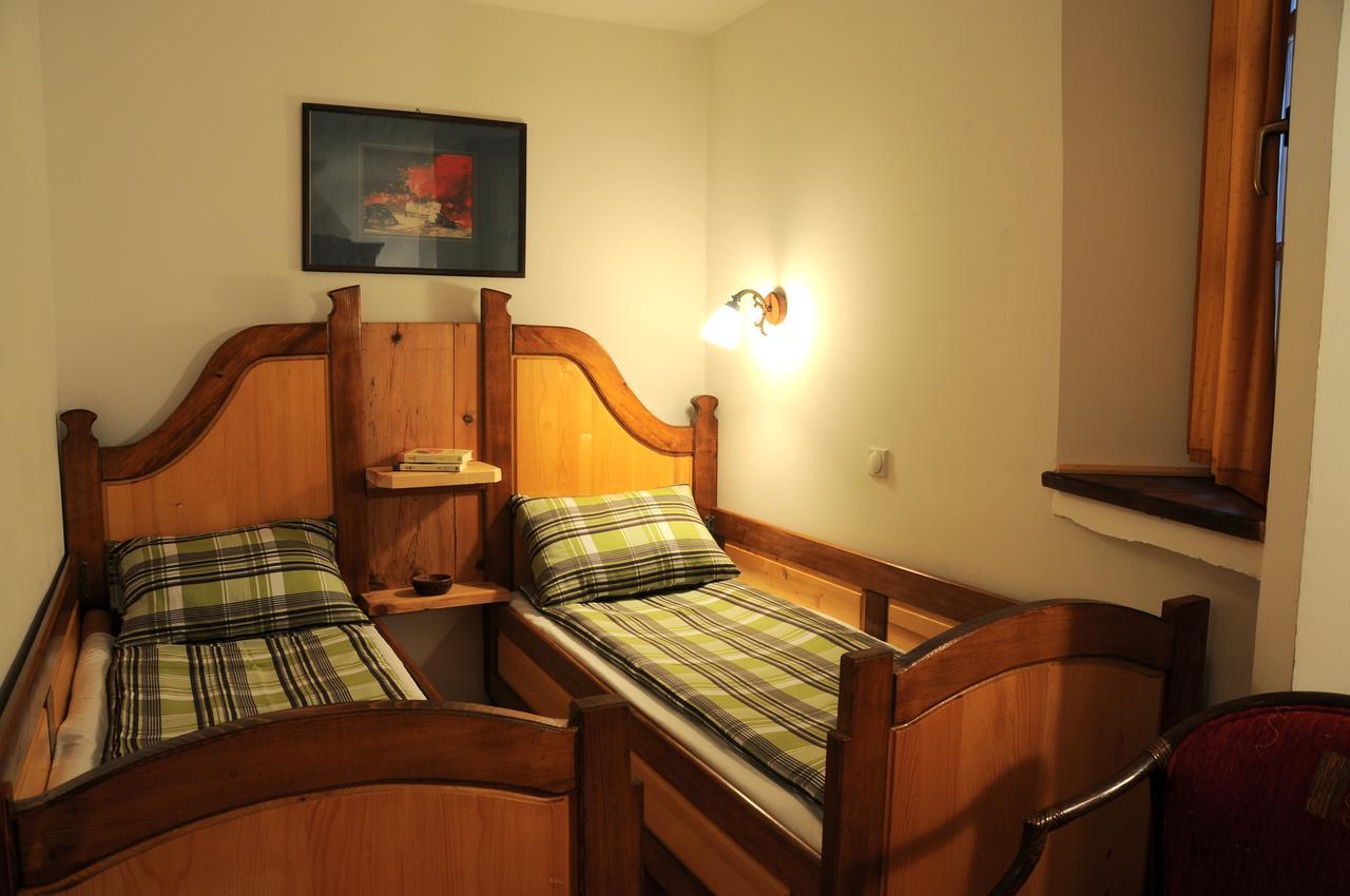 Apartments Carevo Polje ซลาตีบอร์ ภายนอก รูปภาพ