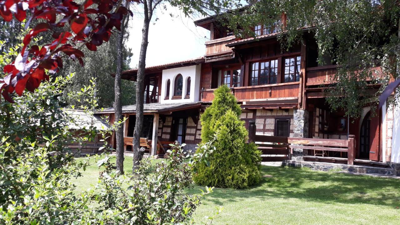 Apartments Carevo Polje ซลาตีบอร์ ภายนอก รูปภาพ
